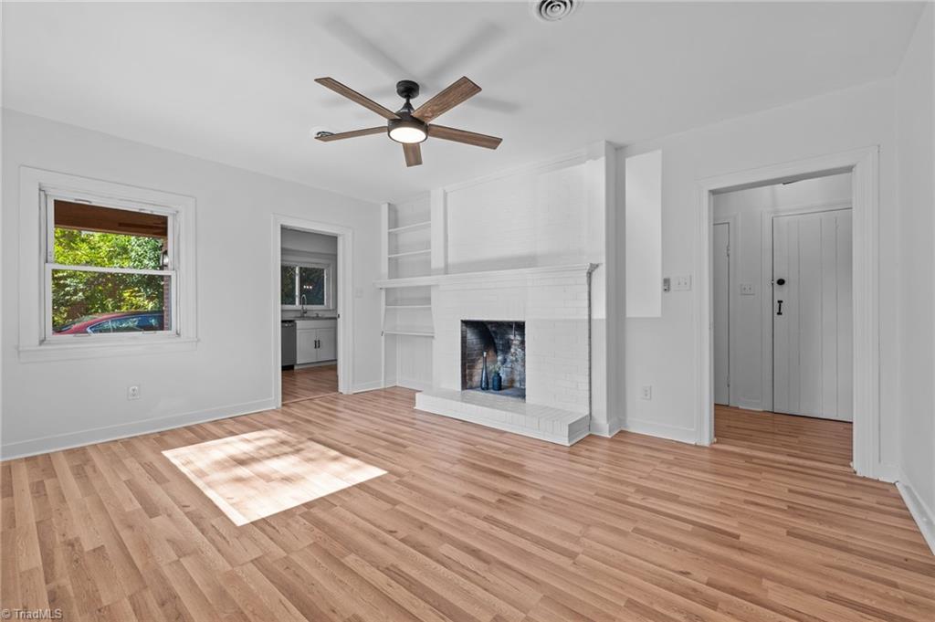 2906 Spring Garden Street, Greensboro