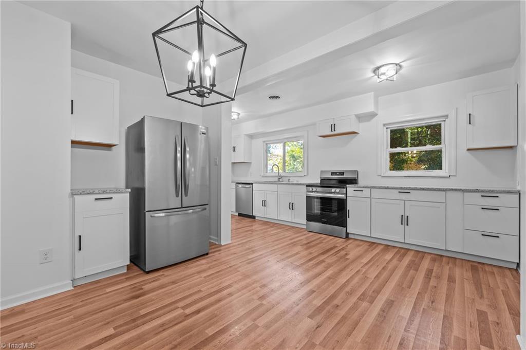 2906 Spring Garden Street, Greensboro