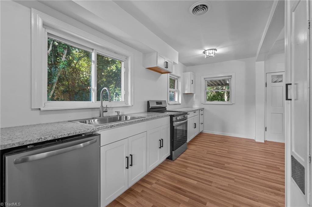 2906 Spring Garden Street, Greensboro