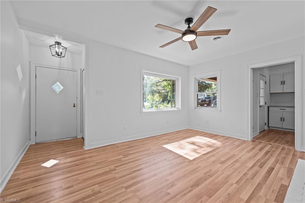 2906 Spring Garden Street, Greensboro