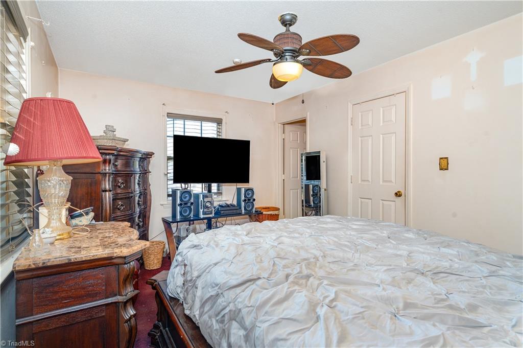 1640 Hill Court, Winston-Salem