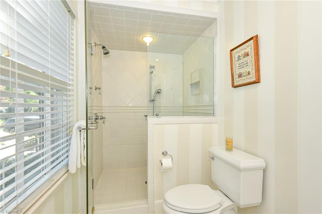 223 Avondale Drive, Greensboro