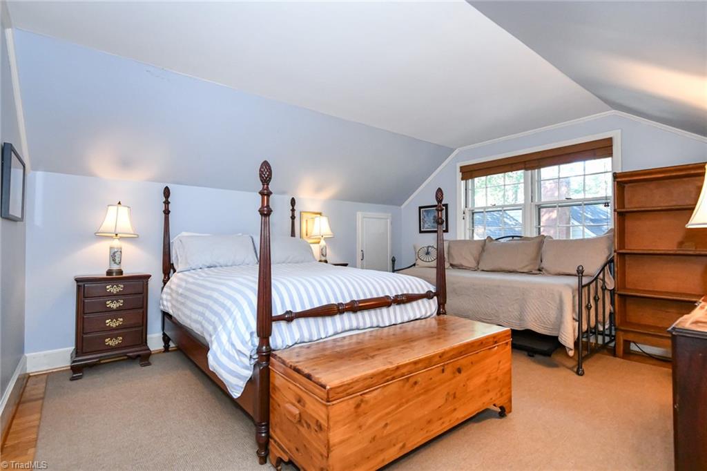 223 Avondale Drive, Greensboro