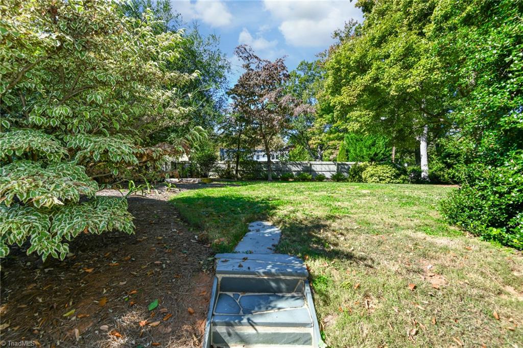 223 Avondale Drive, Greensboro