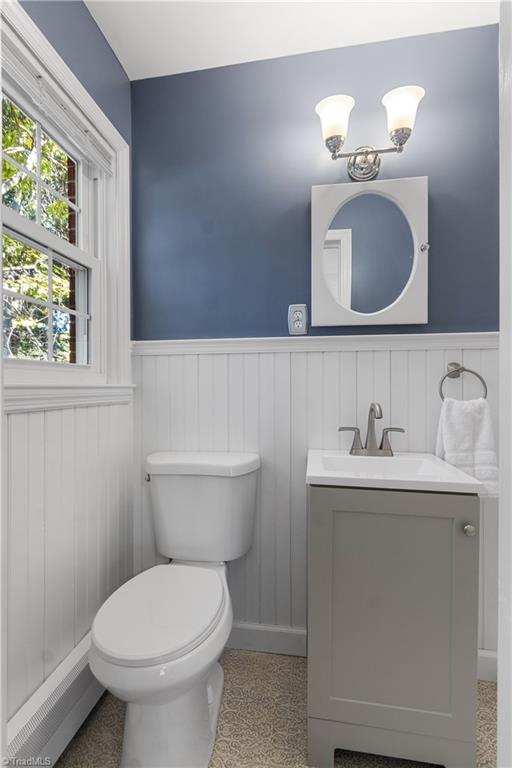 2464 Ardmore Manor, Winston-Salem