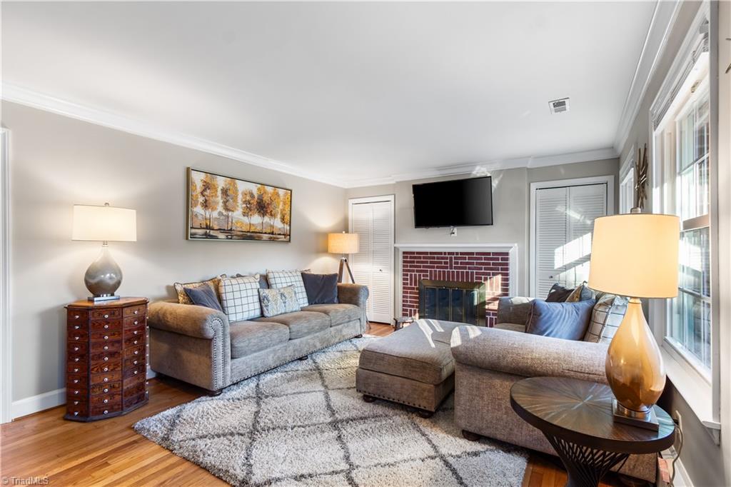 2464 Ardmore Manor, Winston-Salem