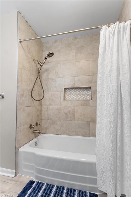 2464 Ardmore Manor, Winston-Salem