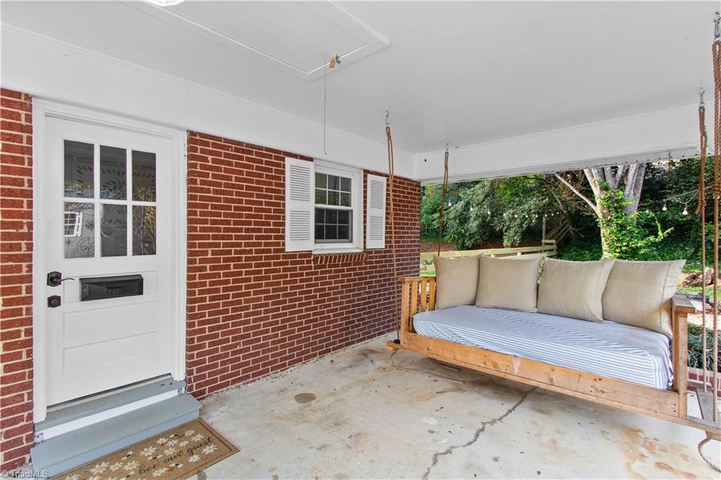 2464 Ardmore Manor, Winston-Salem