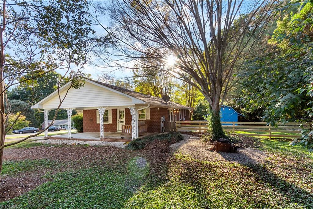 2464 Ardmore Manor, Winston-Salem