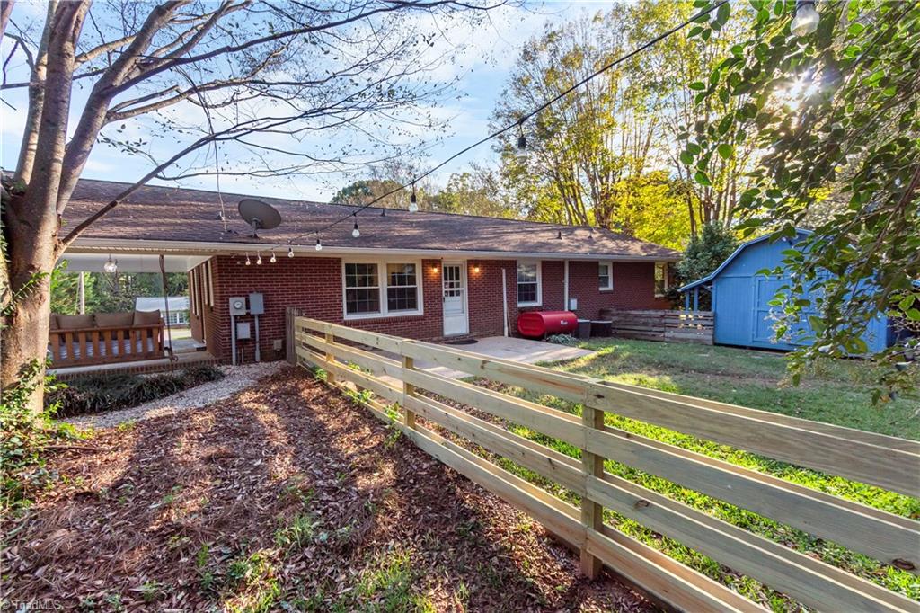 2464 Ardmore Manor, Winston-Salem