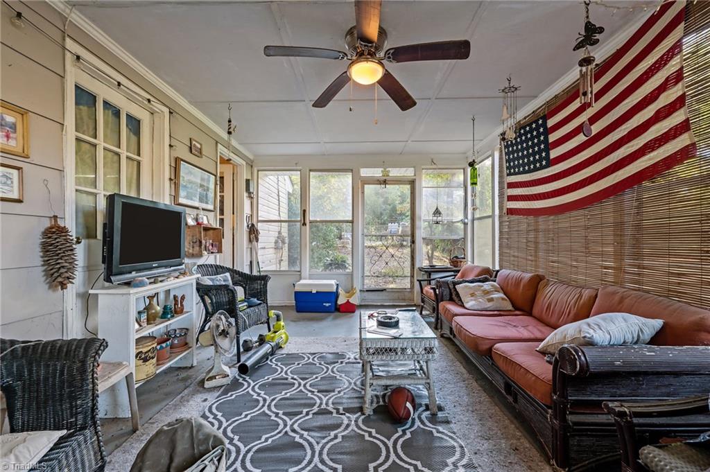 6203 Roblyn Road, Greensboro