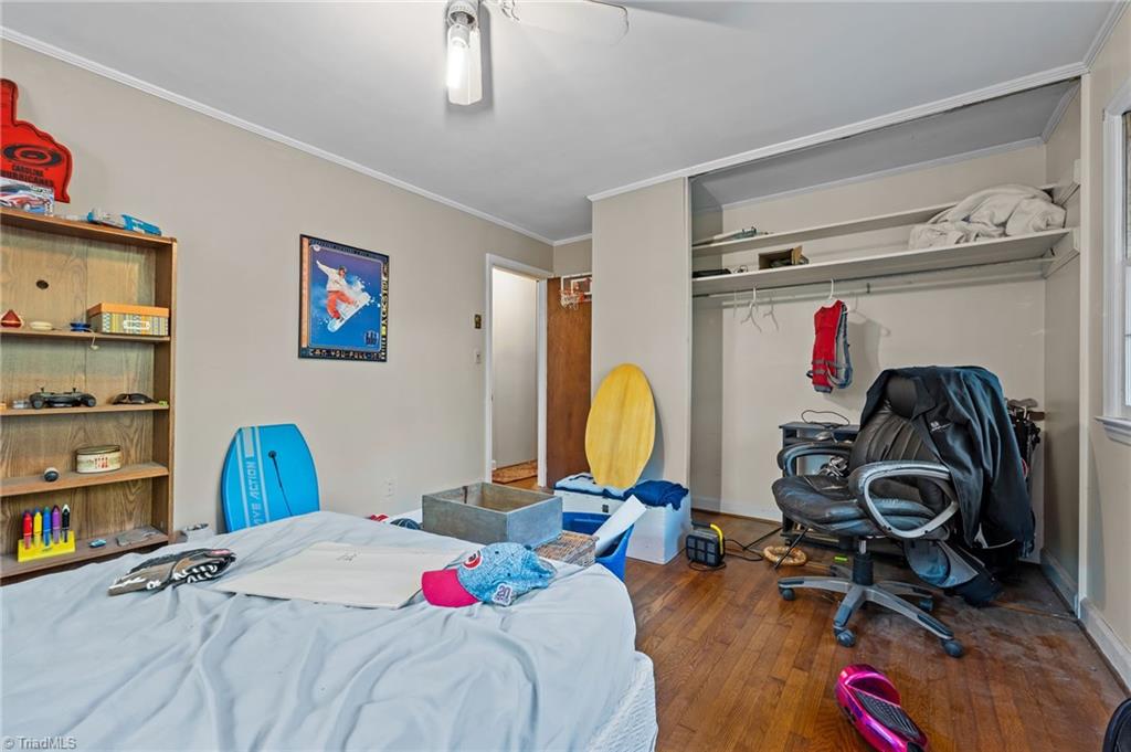 6203 Roblyn Road, Greensboro