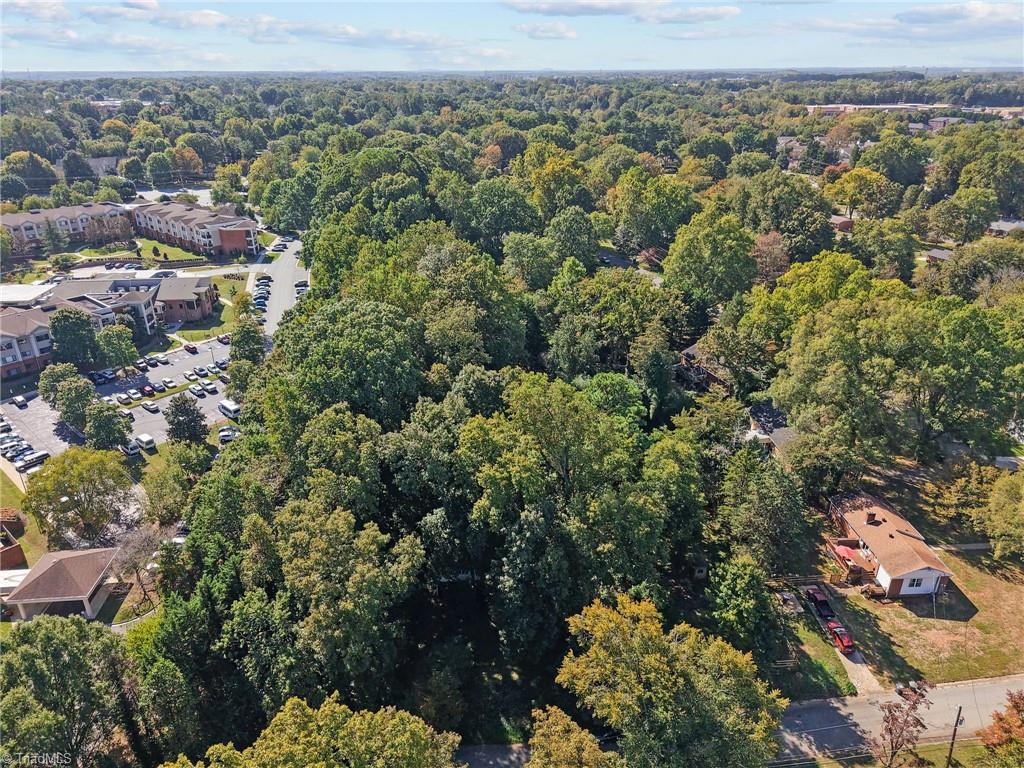 6203 Roblyn Road, Greensboro