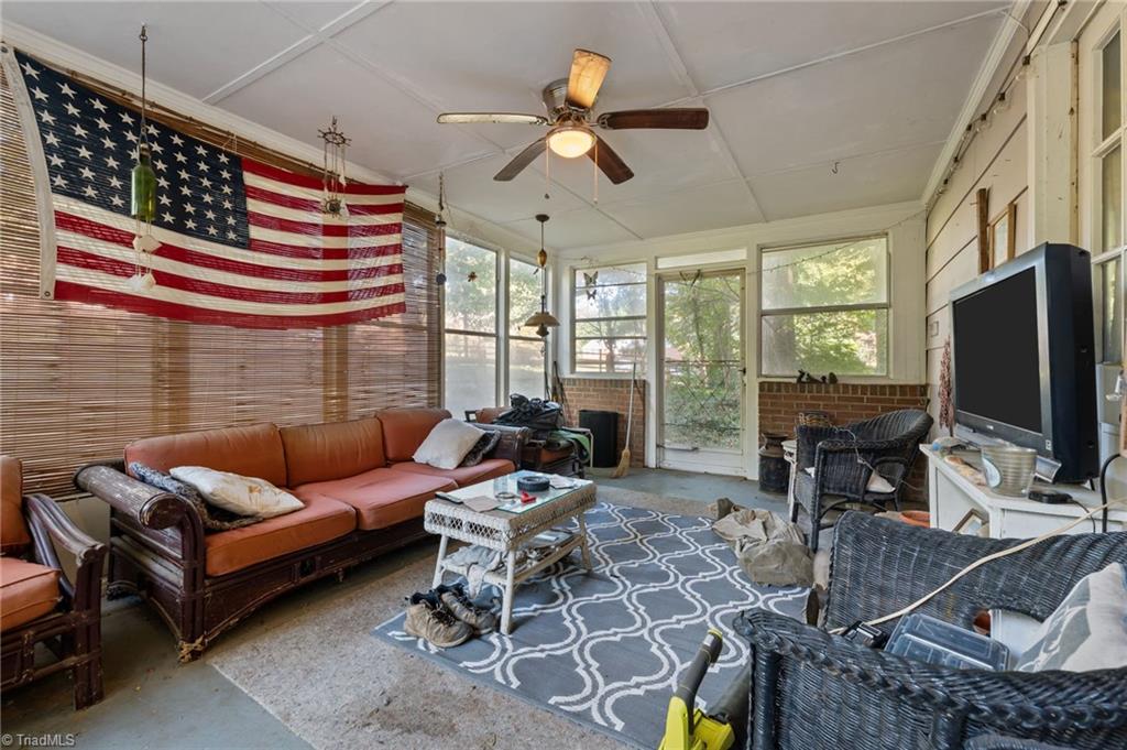 6203 Roblyn Road, Greensboro