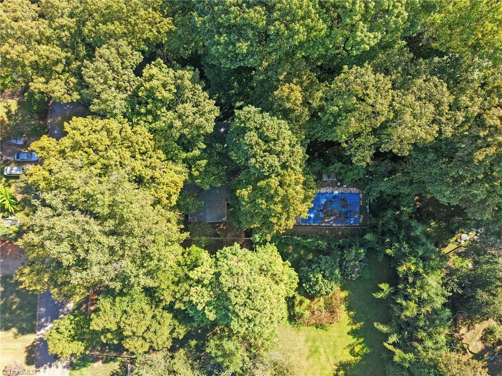 6203 Roblyn Road, Greensboro