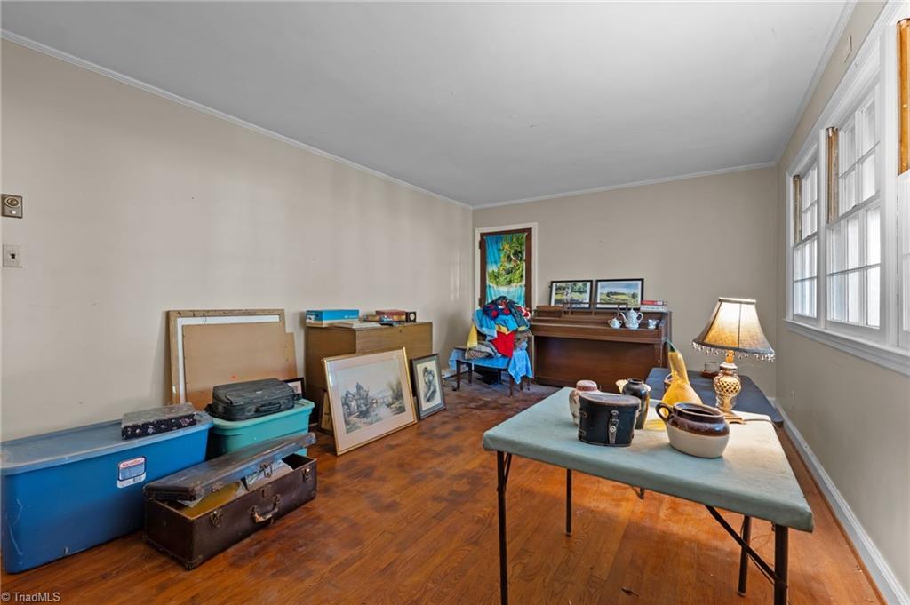 6203 Roblyn Road, Greensboro