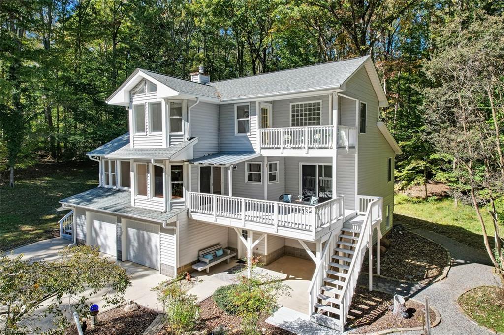 3000 High Meadows Court