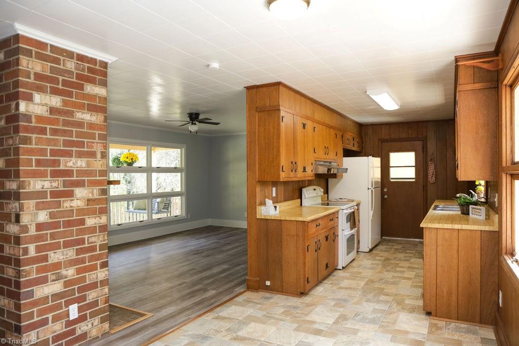 731 Mineral Springs Road