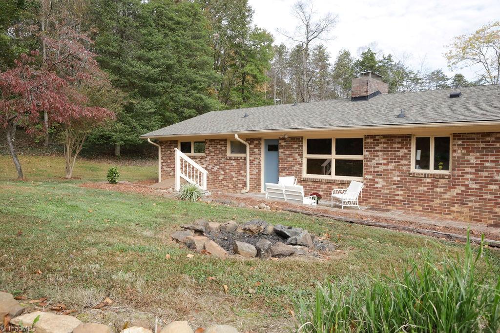 731 Mineral Springs Road