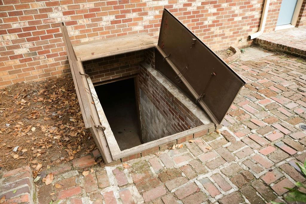 731 Mineral Springs Road