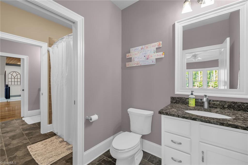 7497 Shadow Creek Drive, Summerfield