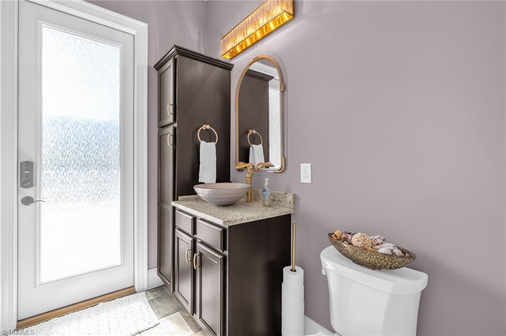 7497 Shadow Creek Drive, Summerfield