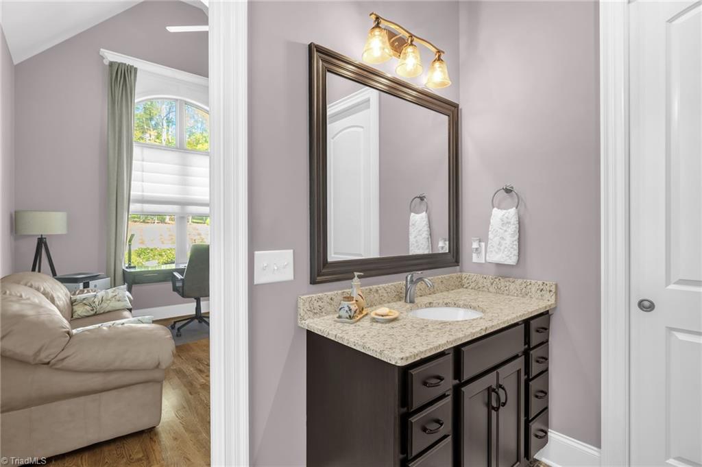 7497 Shadow Creek Drive, Summerfield