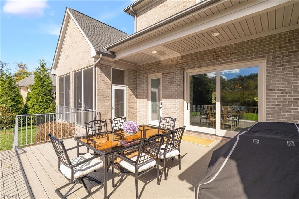 7497 Shadow Creek Drive, Summerfield