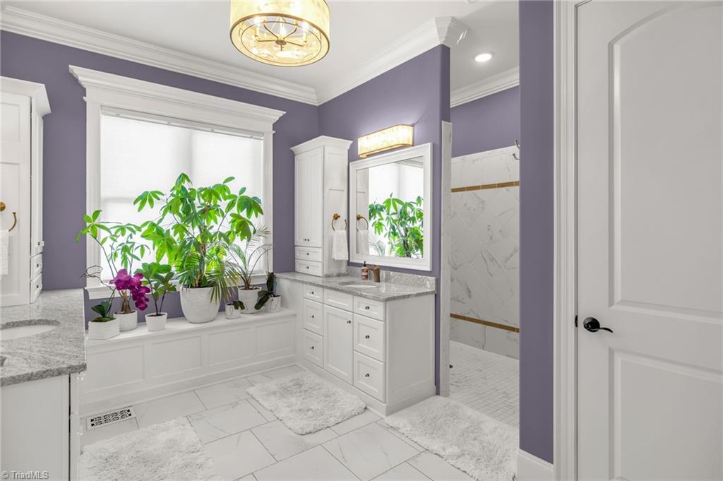 7497 Shadow Creek Drive, Summerfield