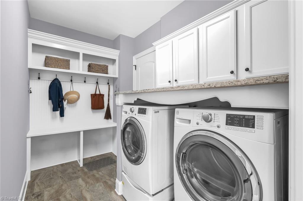 7497 Shadow Creek Drive, Summerfield