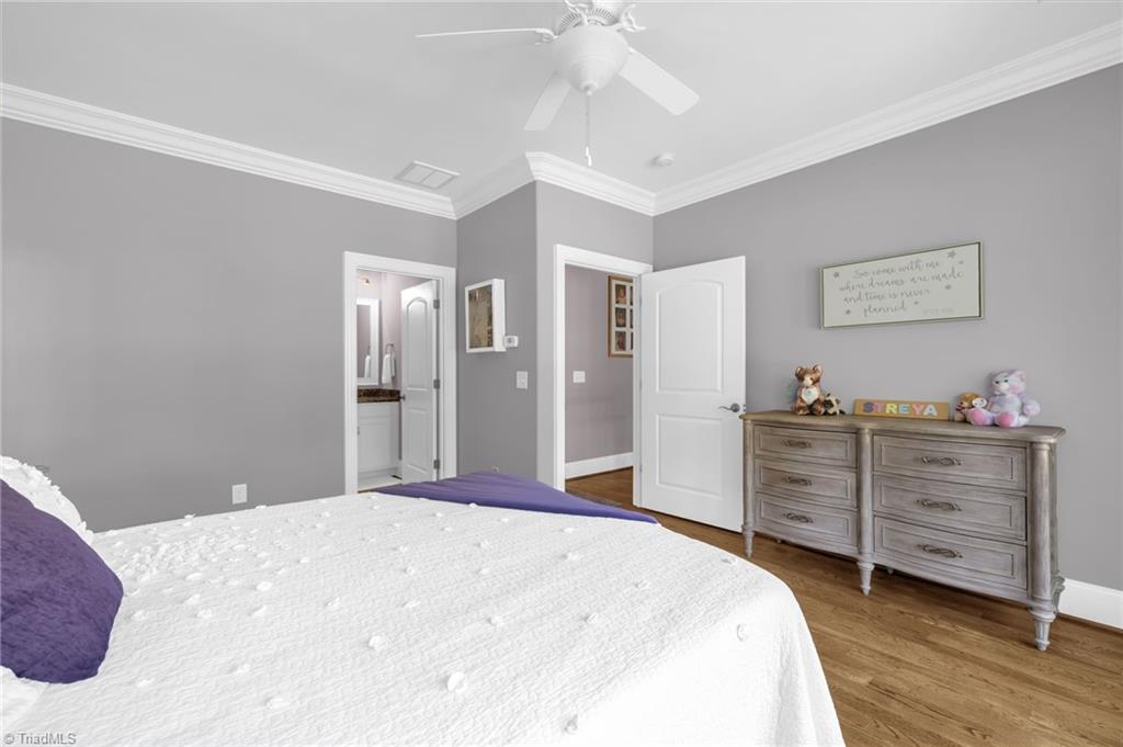 7497 Shadow Creek Drive, Summerfield