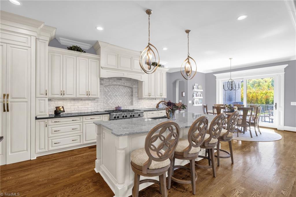 7497 Shadow Creek Drive, Summerfield