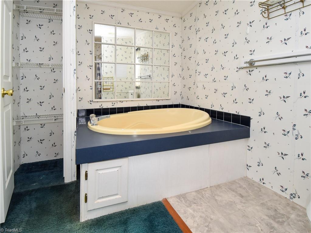 1985 Griffin Road