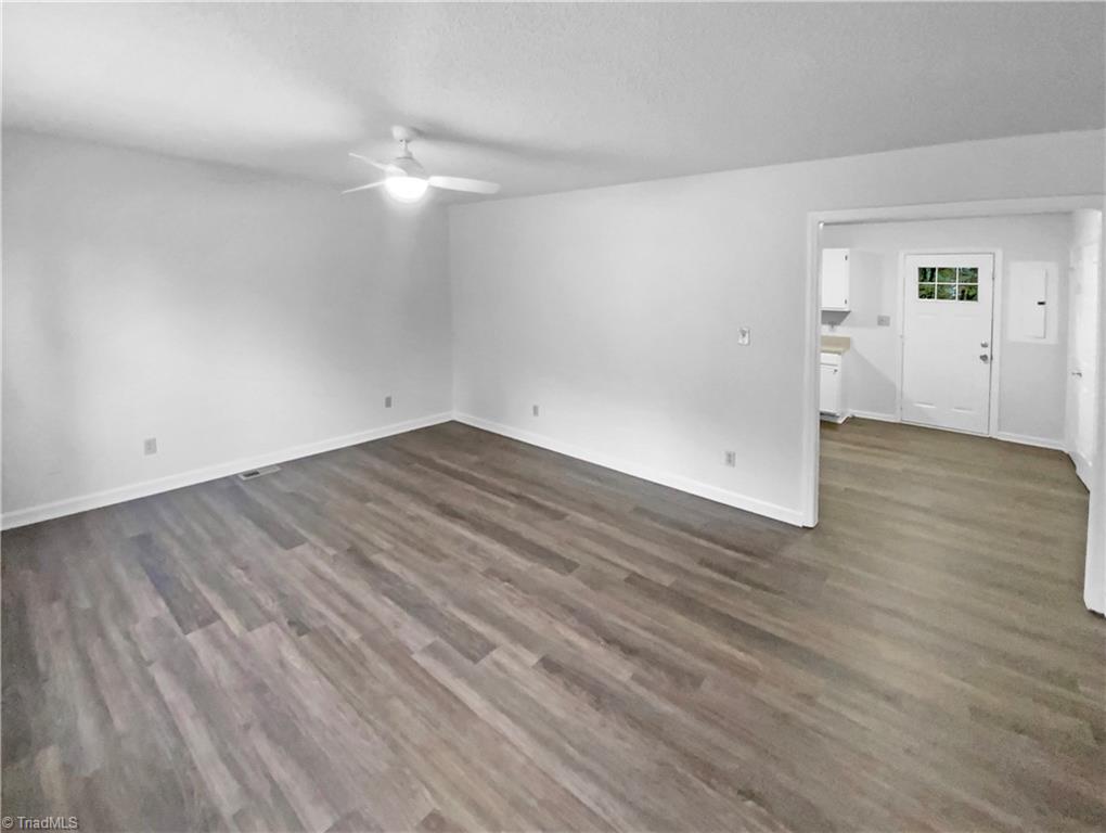 1806 Glenside Drive