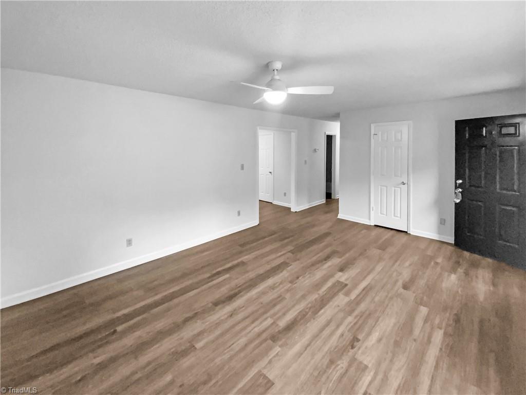 1806 Glenside Drive