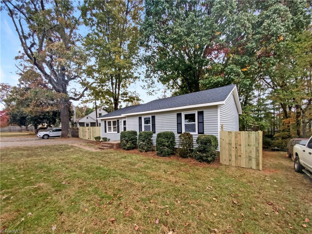 1806 Glenside Drive