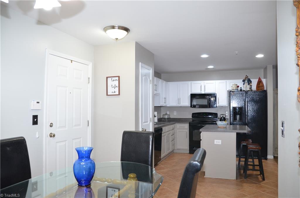 7104 Friendly Avenue # 105