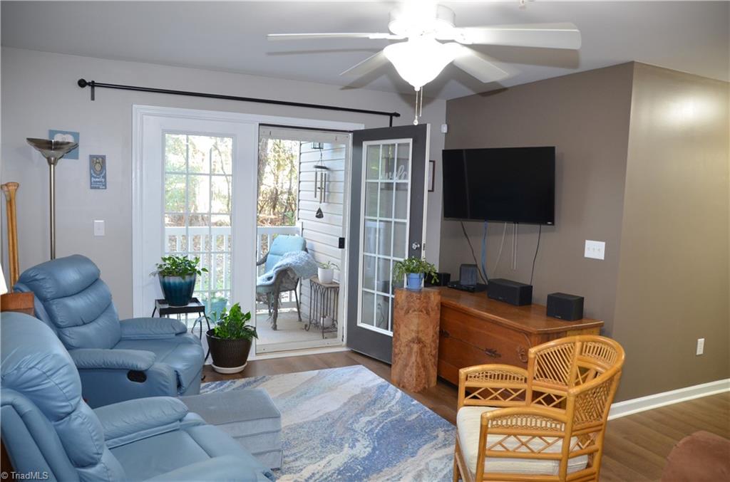 7104 Friendly Avenue # 105