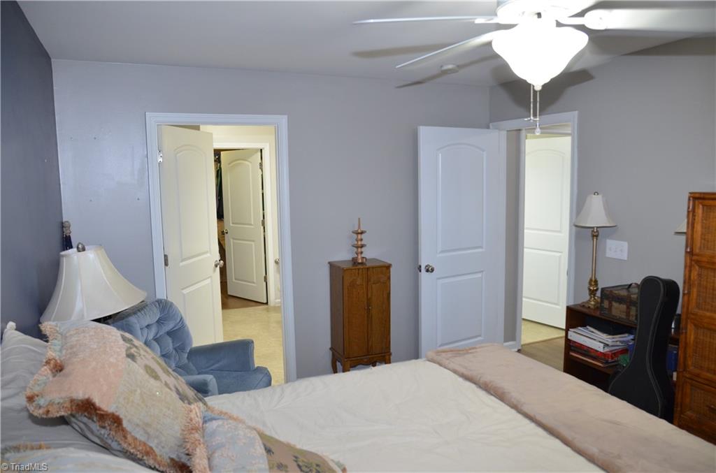 7104 Friendly Avenue # 105