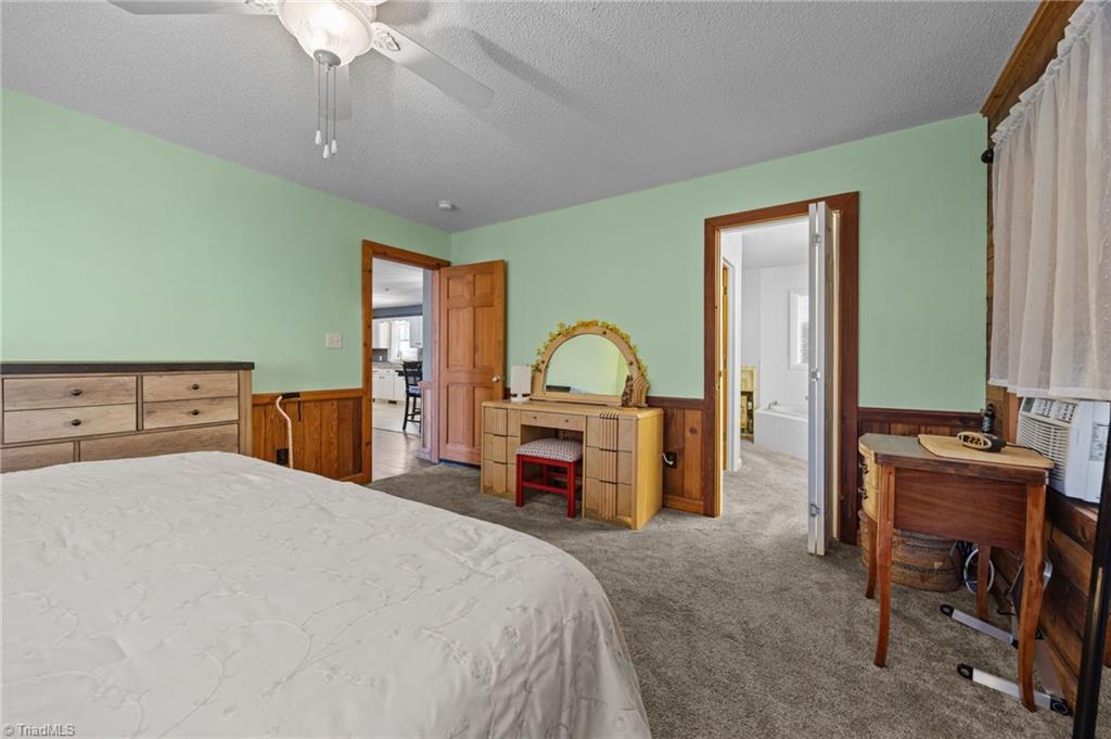 590 Walker Boulevard