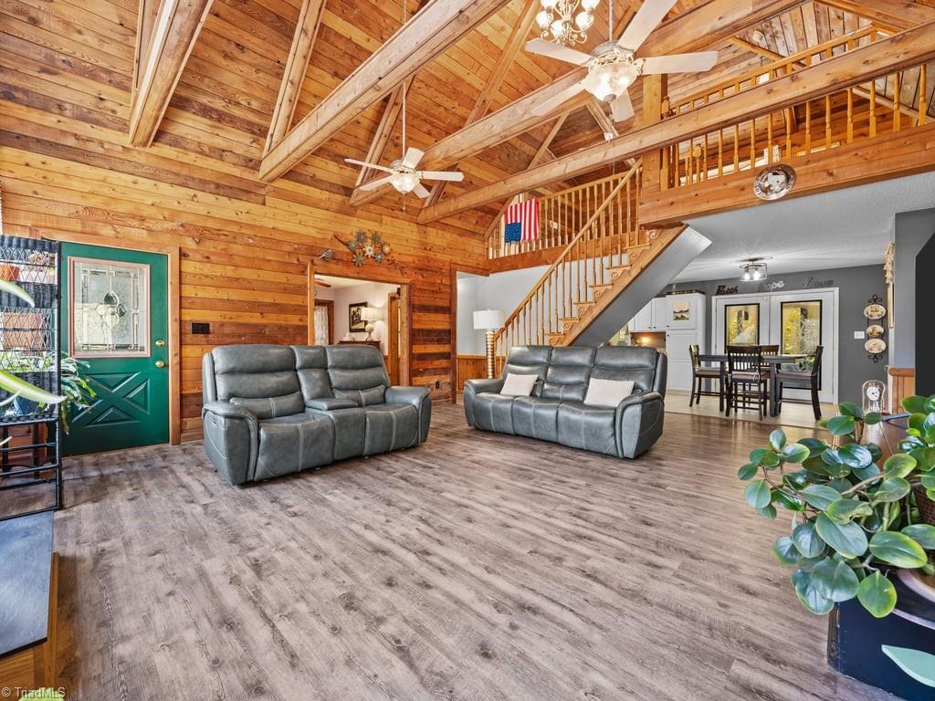 590 Walker Boulevard