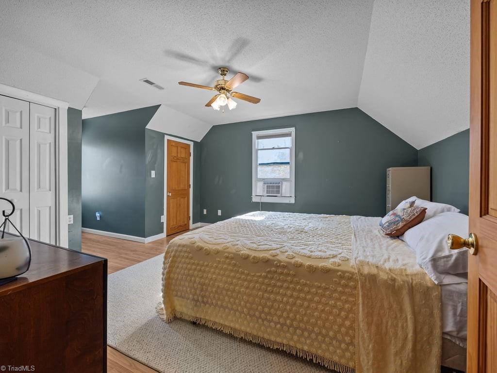 590 Walker Boulevard