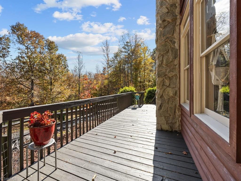 590 Walker Boulevard