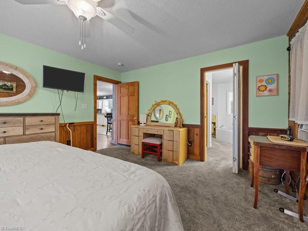 590 Walker Boulevard