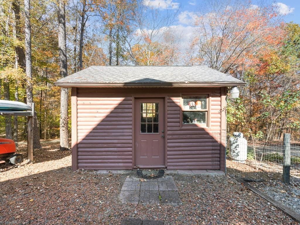 590 Walker Boulevard