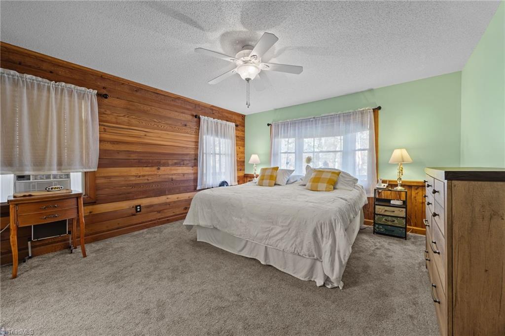 590 Walker Boulevard