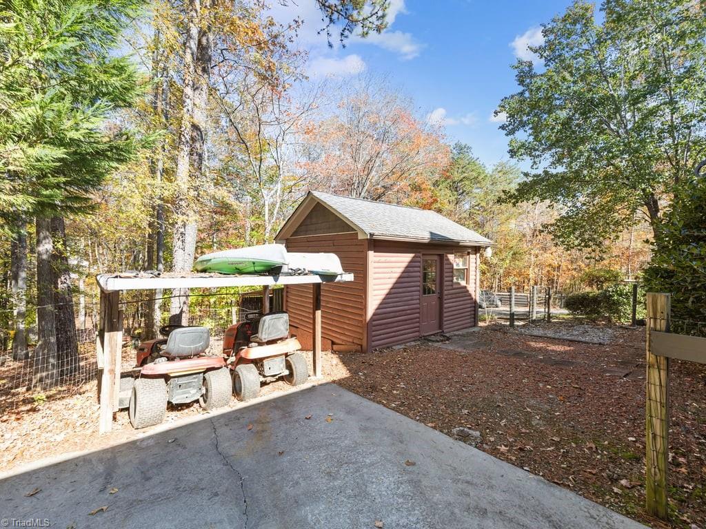 590 Walker Boulevard