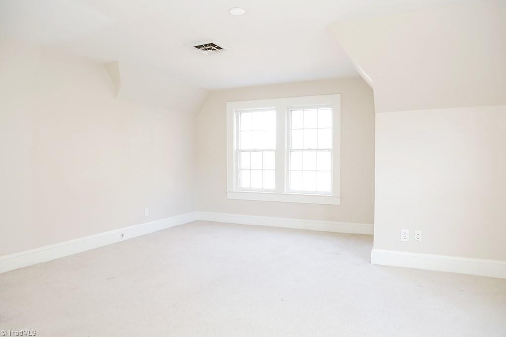 1805 W Friendly Avenue