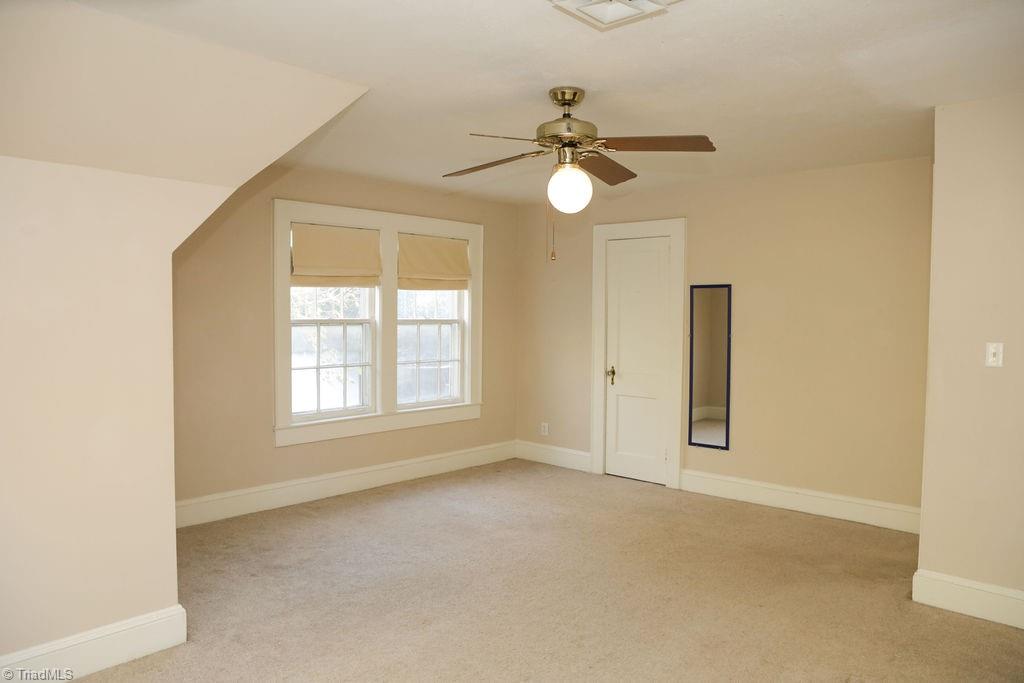 1805 W Friendly Avenue