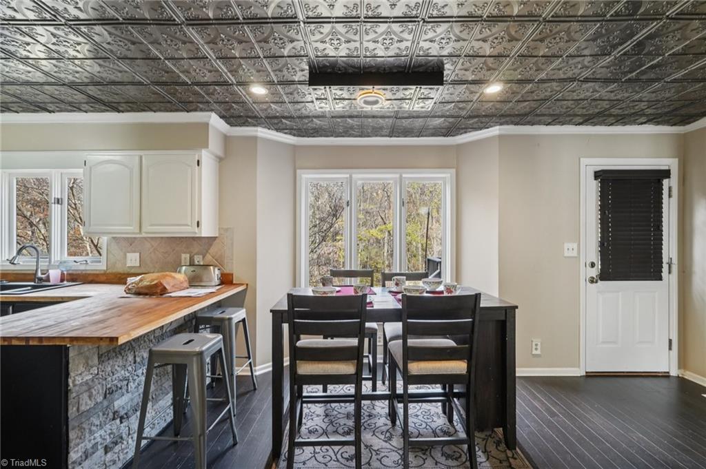113 Briar Ridge Circle, Winston-Salem